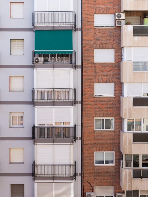 Fachada, Av. Marqués de los Vélez, Vistalegre